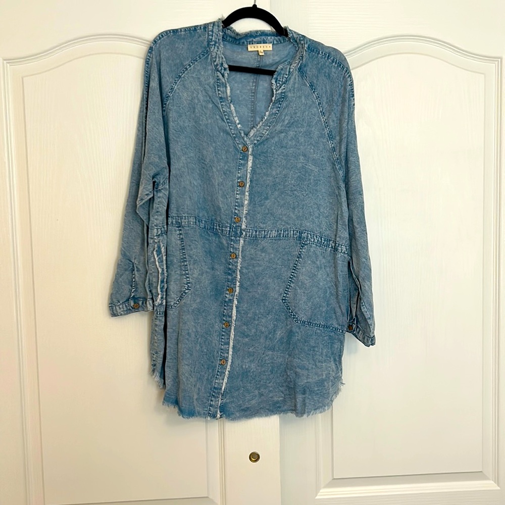 Jean dress from Vici.